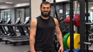 Artur-Beterbiev555.jpg