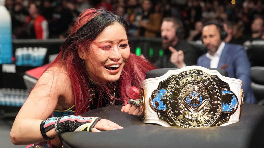 IYO-SKY-Womens-Intercontinental-Championship-December-27.jpg