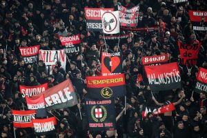 Milan-fans.jpg