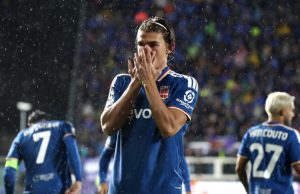 Nico-Paz-goal-pose.jpg