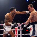 Osleys-Iglesias-vs-Pavel-Silyagin-battle833.jpg