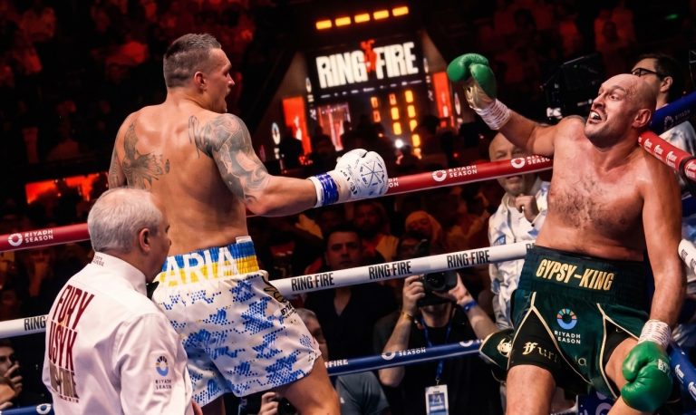 Usyk-vs-Fury9634.jpg