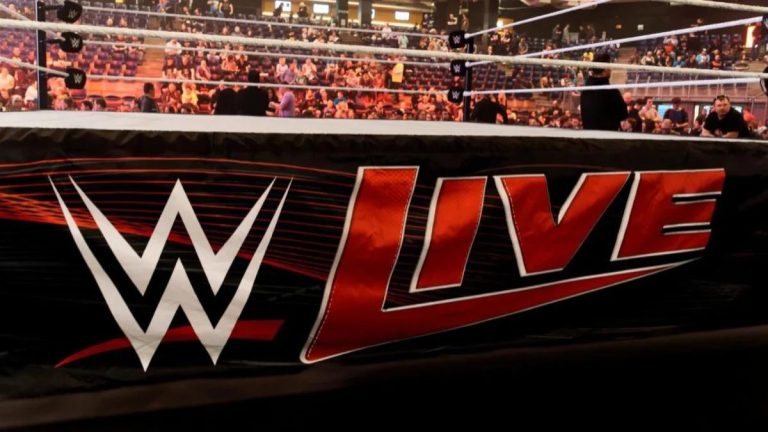 WWE-Live-.jpg