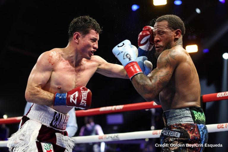 Zepeda-vs-Roach0042.jpg