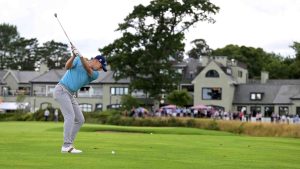 approach-shot-green.jpg