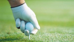 golfer-teeing-up-ball.jpg