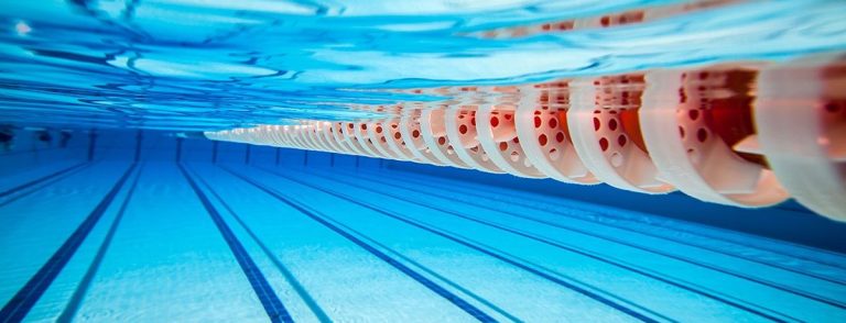 underwater-competition-pool-e1486139071584.jpg